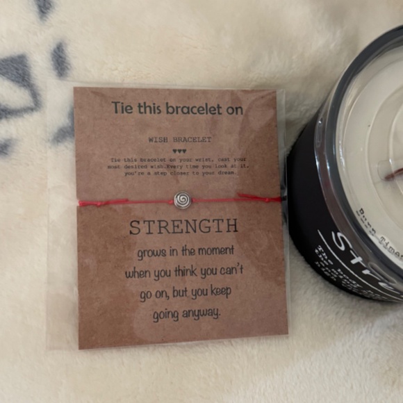 STRENGTH Lot x 2: Matte Black Glass Candle Primitives by Kathy Red Wish Bracelet - Picture 7 of 16